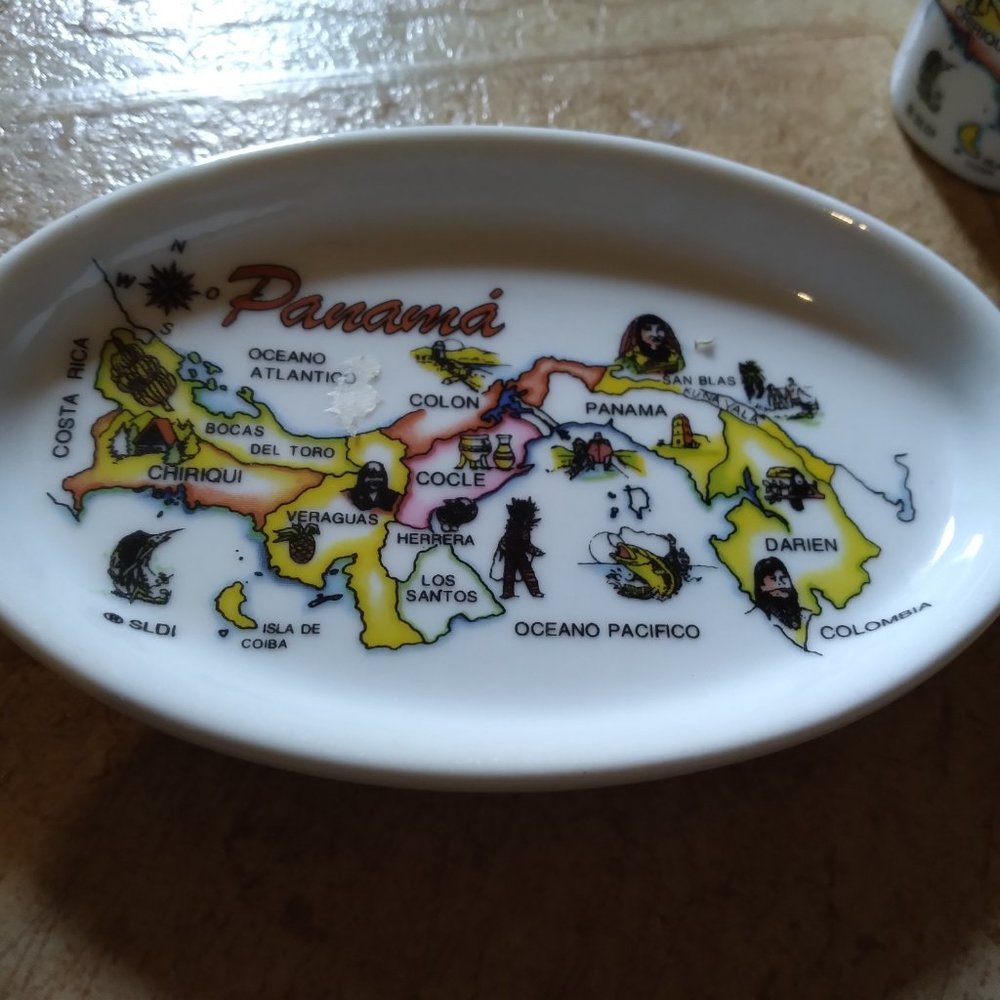 Panama Salt And Pepper Set - Picture 3 of 4